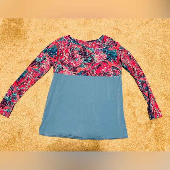 Lilly Pulitzer Tops - Lilly Pulitzer long sleeve shirt